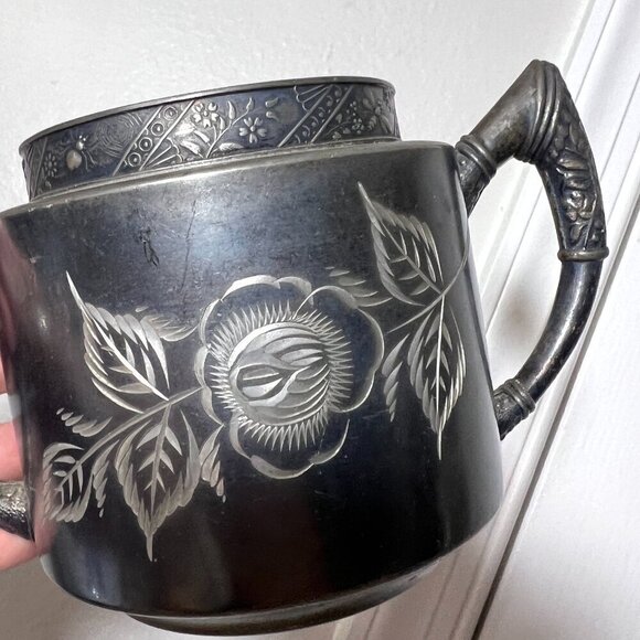 Antique Colonial Silver Company Quadruple Plate Victorian Etched Bee Floral Bowl - Picture 4 of 11